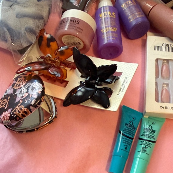 Beauty bundle - Picture 2 of 9